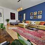 Stone Square Апартаменты *