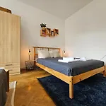 Апартаменты Stone Square *