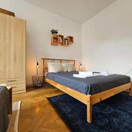 Appartamento Stone Square *