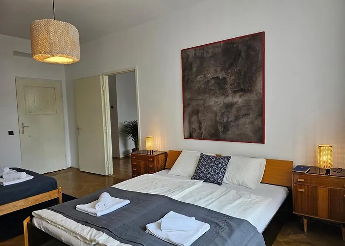 Apartament Stone Square *